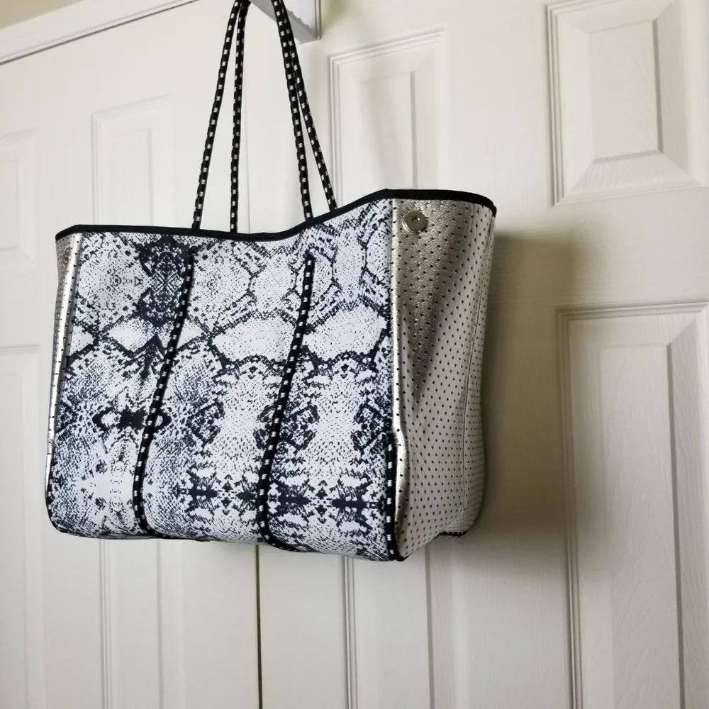 Snake Print Neoprene Tote NWT - Picture 2 of 7